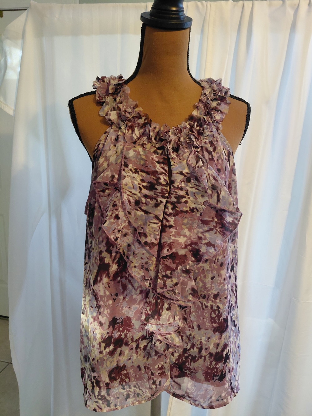 Adiva Lavender Floral Ruffle Halter Tank